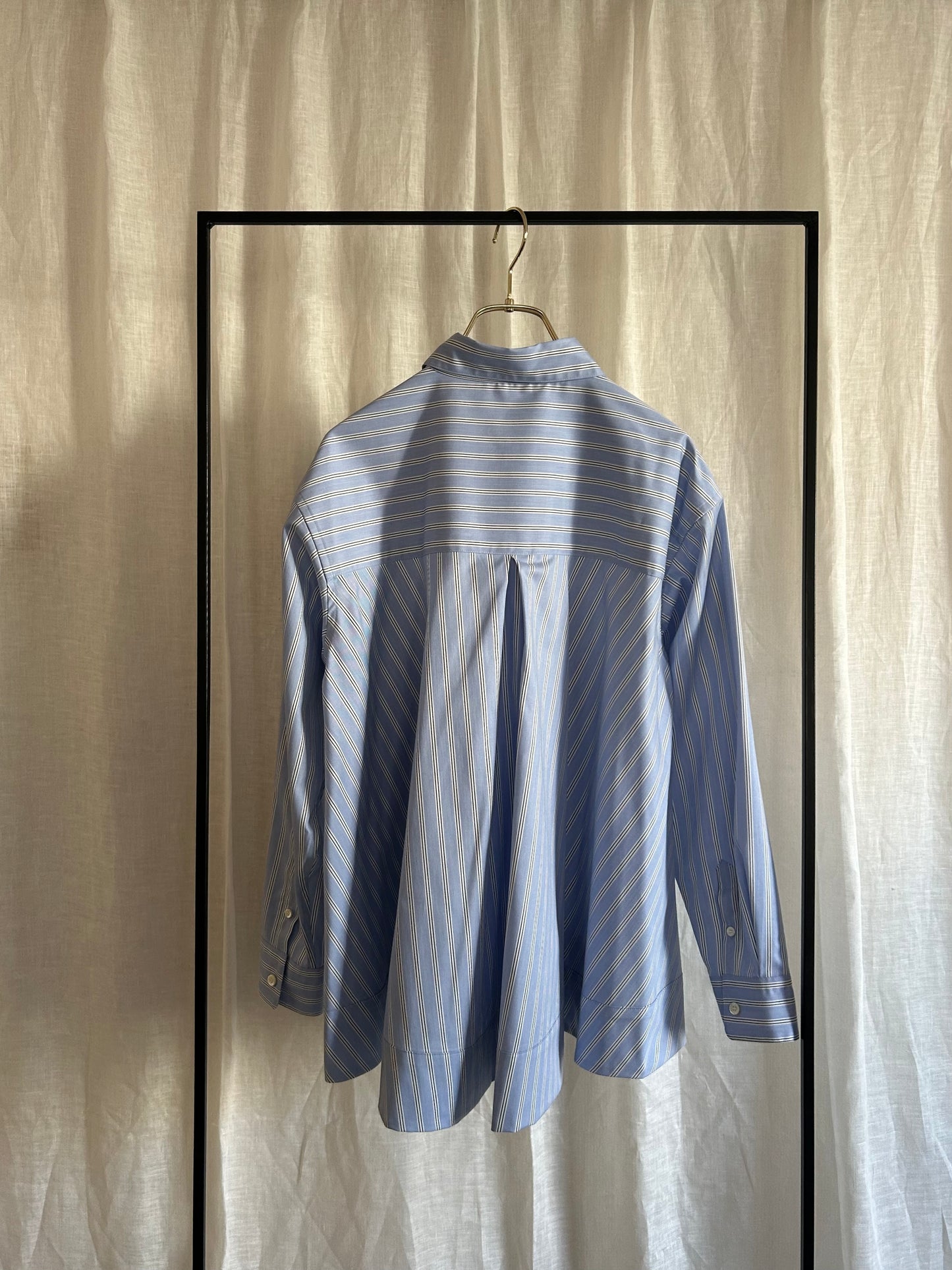 25ss ストライプバックフレアーシャツ
