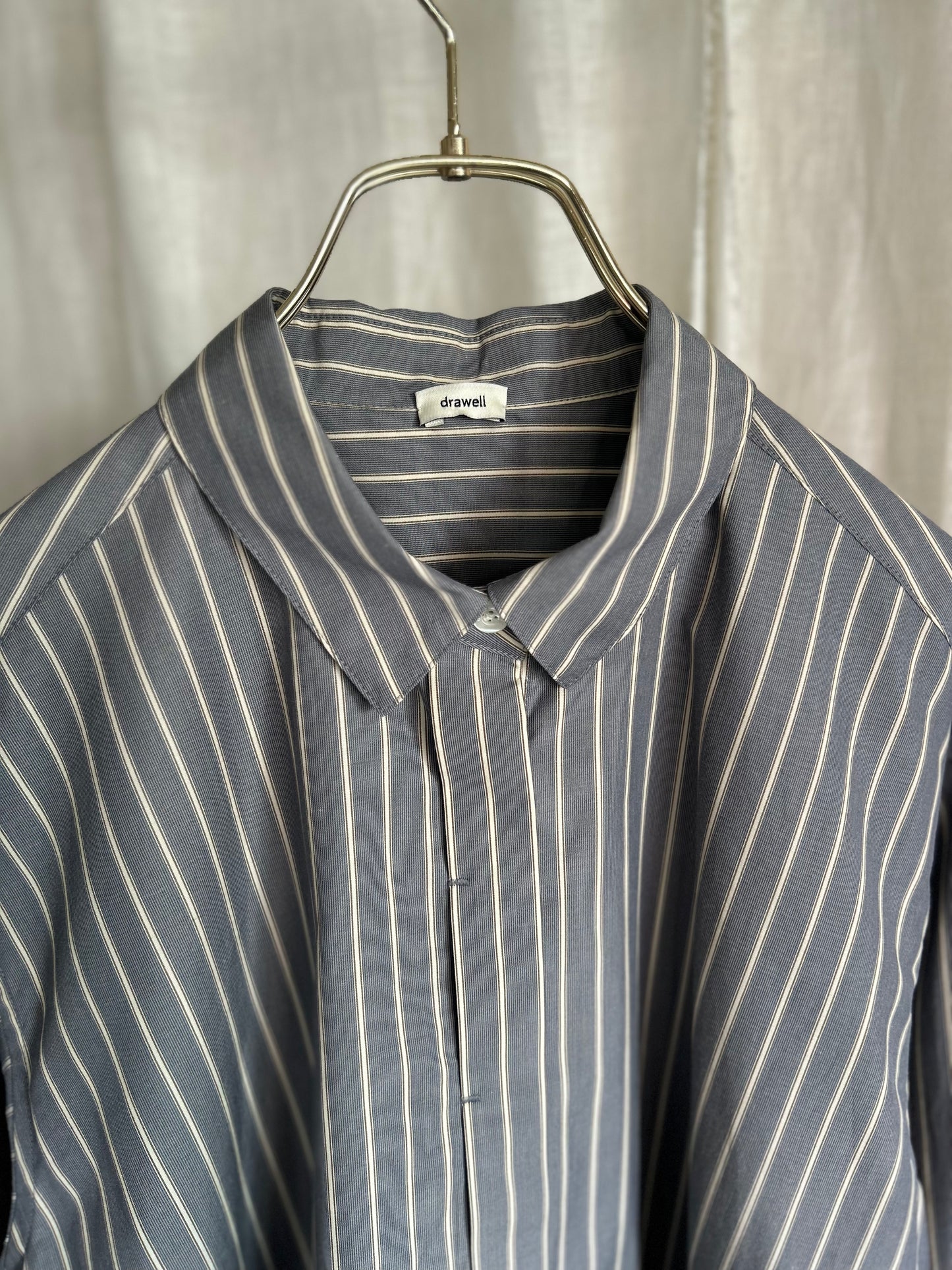 25AW バックフレアシャツ