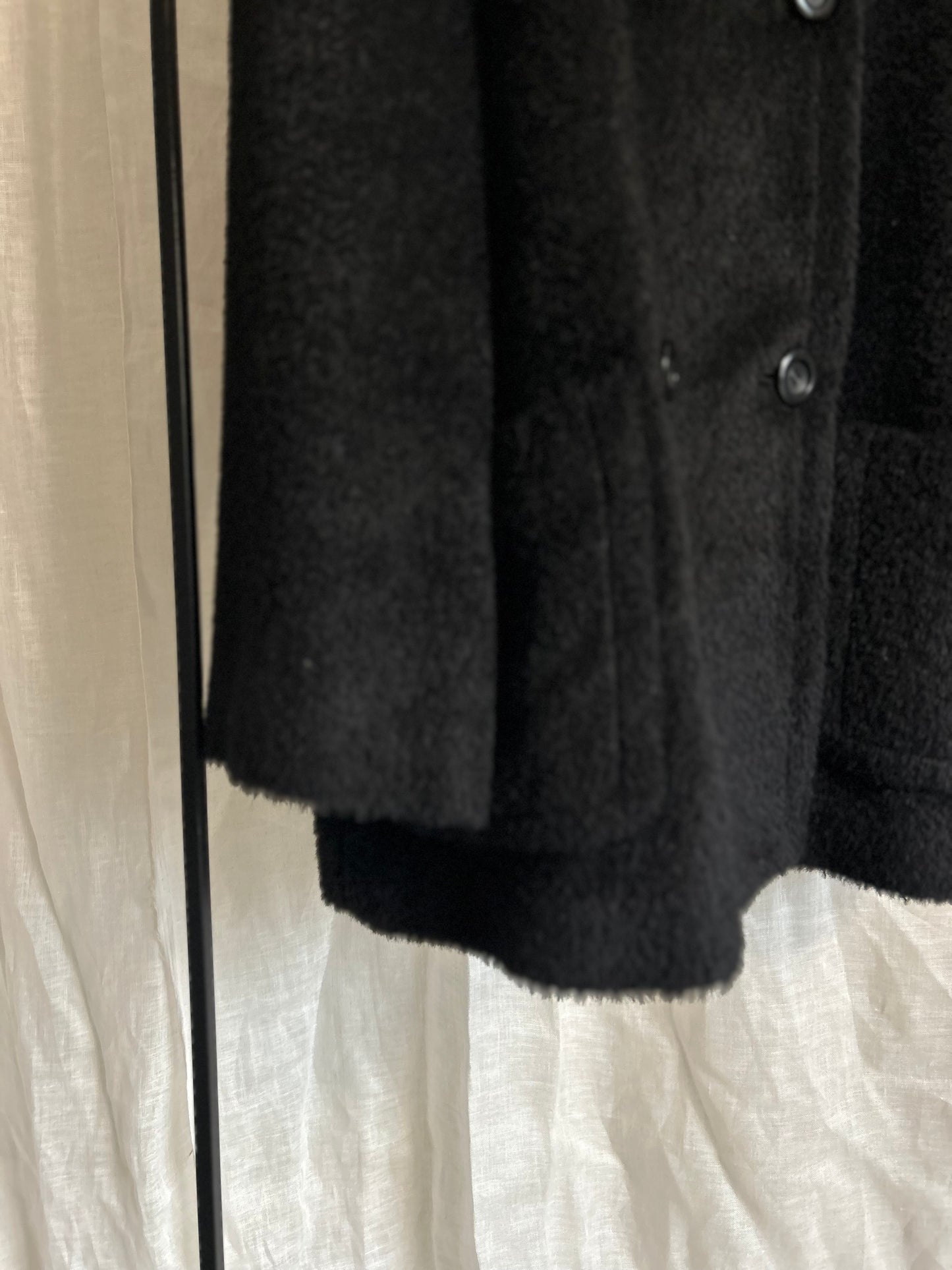 2025AWアルパカシャギーノーカラーAラインコート